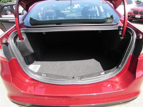 Used 2014 Ford Fusion SE FWD image 26