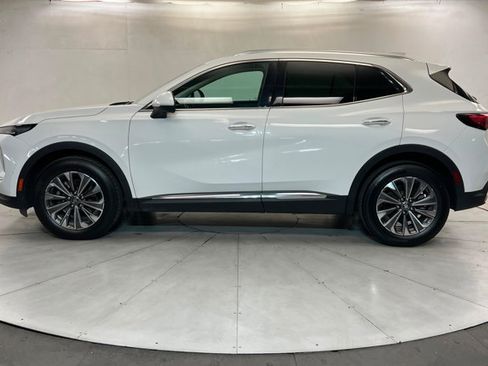 Used 2024 Buick Envision Preferred AWD/4WD image 2