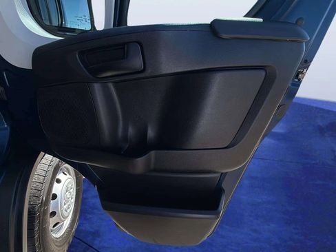 Used 2022 RAM ProMaster 2500 w/ Driver Convenience Group image 16