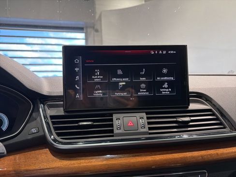 Used 2023 Audi Q5 2.0T Premium Plus AWD/4WD image 17