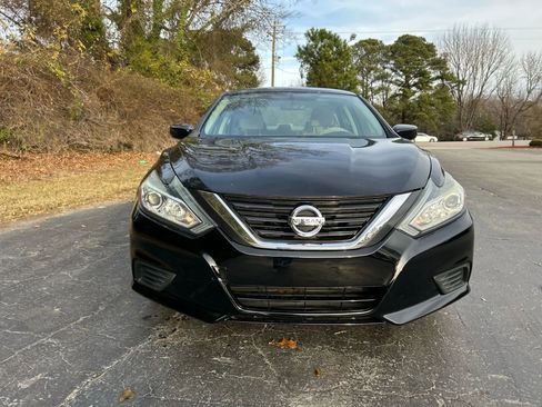 Used 2017 Nissan Altima 2.5 S w/ Power Driver Seat Package image 4