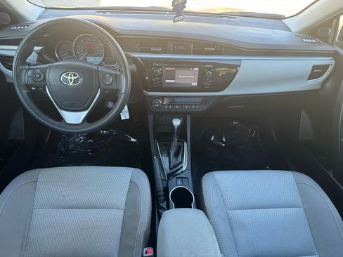 Used 2016 Toyota Corolla LE image 14