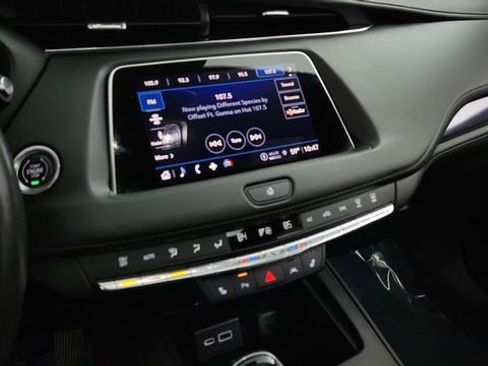 Certified 2023 Cadillac XT4 Luxury w/ Cold Weather Package AWD/4WD image 24