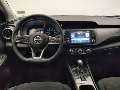 Used 2024 Nissan Kicks SV FWD image 22
