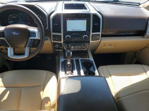 Used 2019 Ford F150 Lariat w/ Equipment Group 502A Luxury AWD/4WD image 32