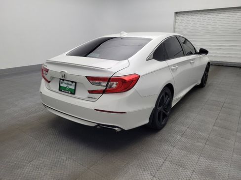Used 2018 Honda Accord Sport image 9