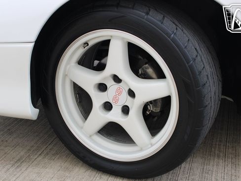 Used 1997 Chevrolet Camaro SS w/ Preferred Equipment Group 2 RWD image 26