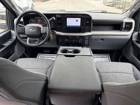 Used 2023 Ford F250 XL w/ FX4 Off-Road Package AWD/4WD image 12