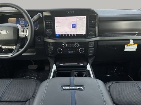 New 2026 Ford F250 Platinum w/ FX4 Off-Road Package AWD/4WD image 15