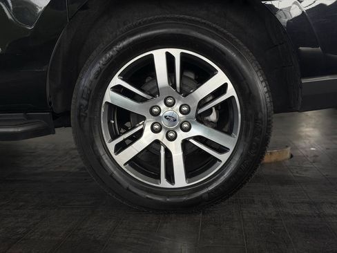 Used 2024 Ford Expedition Max Limited AWD/4WD image 22