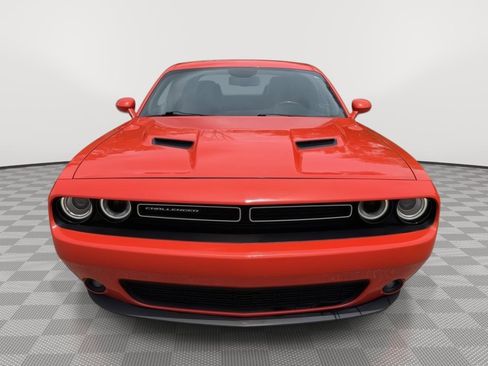 Used 2017 Dodge Challenger GT w/ Driver Convenience Group AWD/4WD image 9