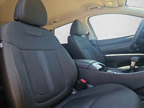 Used 2025 Hyundai Tucson SEL FWD image 27