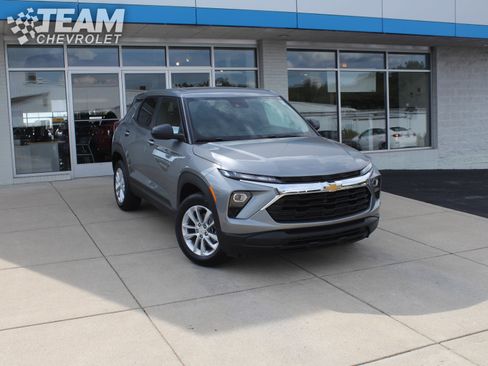New 2026 Chevrolet TrailBlazer LS w/ LS Convenience Package image 2