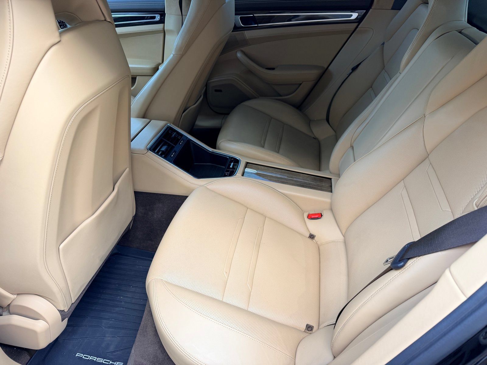 Used 2017 Porsche Panamera Turbo AWD/4WD image 22