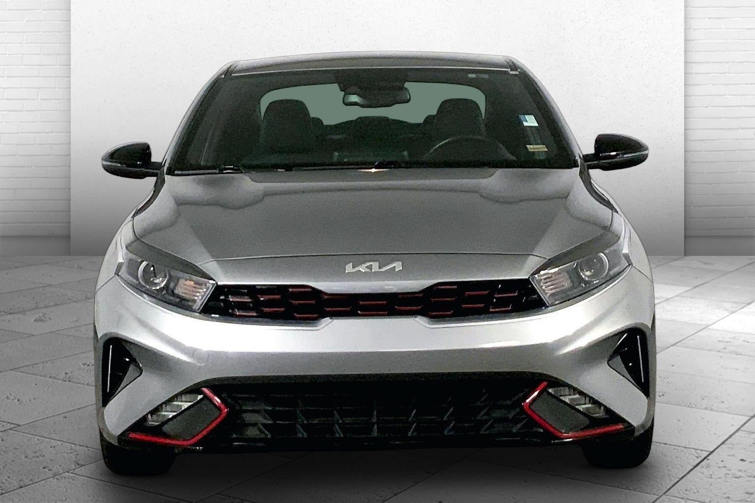 Used 2023 Kia Forte GT-Line FWD image 2