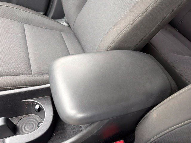 Used 2025 Hyundai Kona SEL FWD image 28