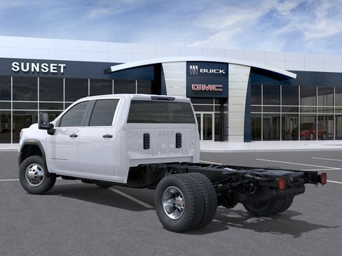 New 2026 GMC Sierra 3500 Pro w/ Convenience Package AWD/4WD image 3