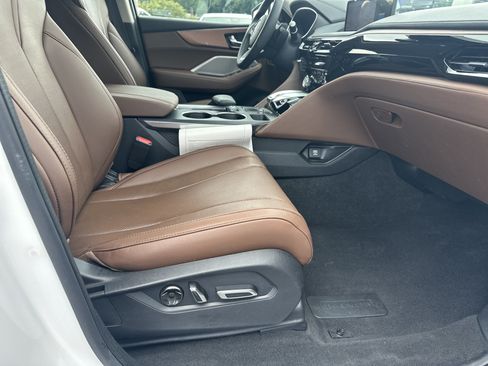 Certified 2024 Acura MDX w/ Technology Package FWD image 15