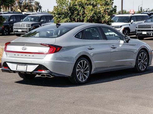 Used 2023 Hyundai Sonata Limited FWD image 5