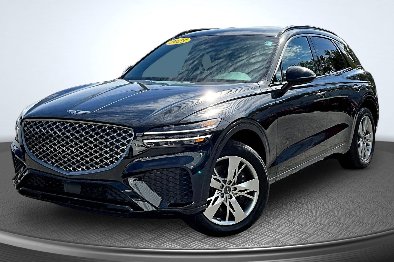 Used 2025 Genesis GV70 3.5T Sport AWD/4WD image 1