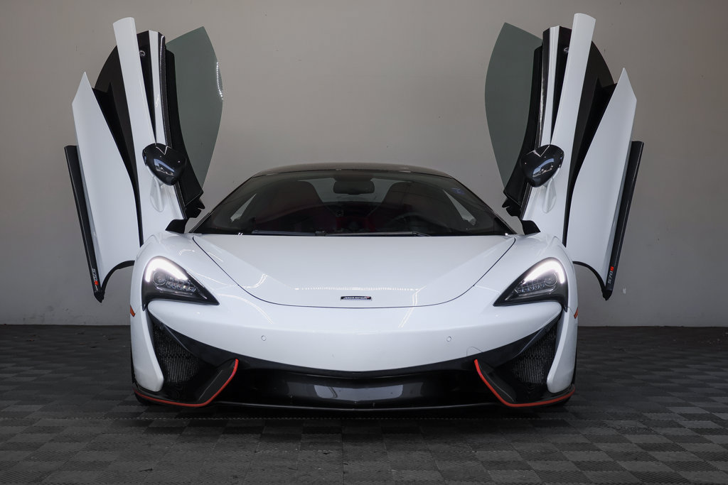 Used 2018 McLaren 570S Spider RWD image 10