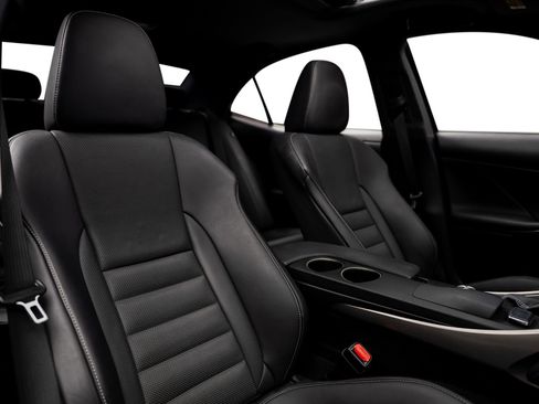 Used 2016 Lexus IS 200t w/ F Sport Package RWD image 37