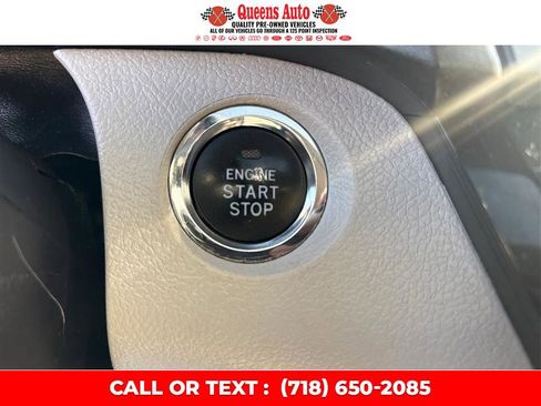 Used 2017 Toyota Sienna XLE image 40
