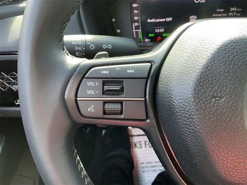 Certified 2025 Honda Accord Sport image 21