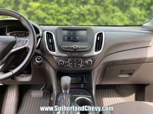 Used 2023 Chevrolet Equinox LT FWD image 24