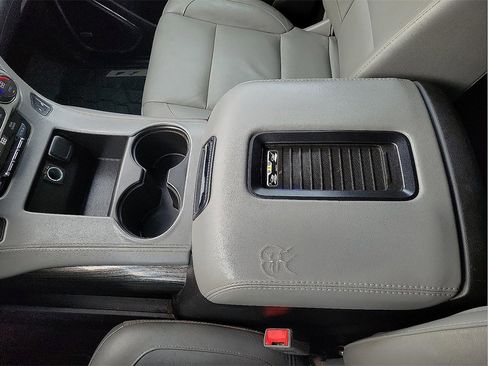 Used 2016 Chevrolet Tahoe LT w/ Luxury Package image 20