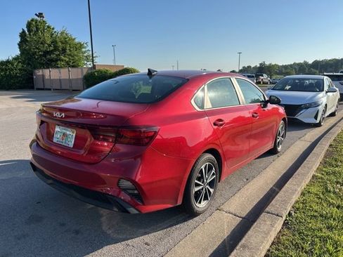 Used 2024 Kia Forte LXS FWD image 3