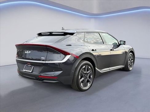 New 2025 Kia EV6 Light w/ Light LR Technology Package image 3