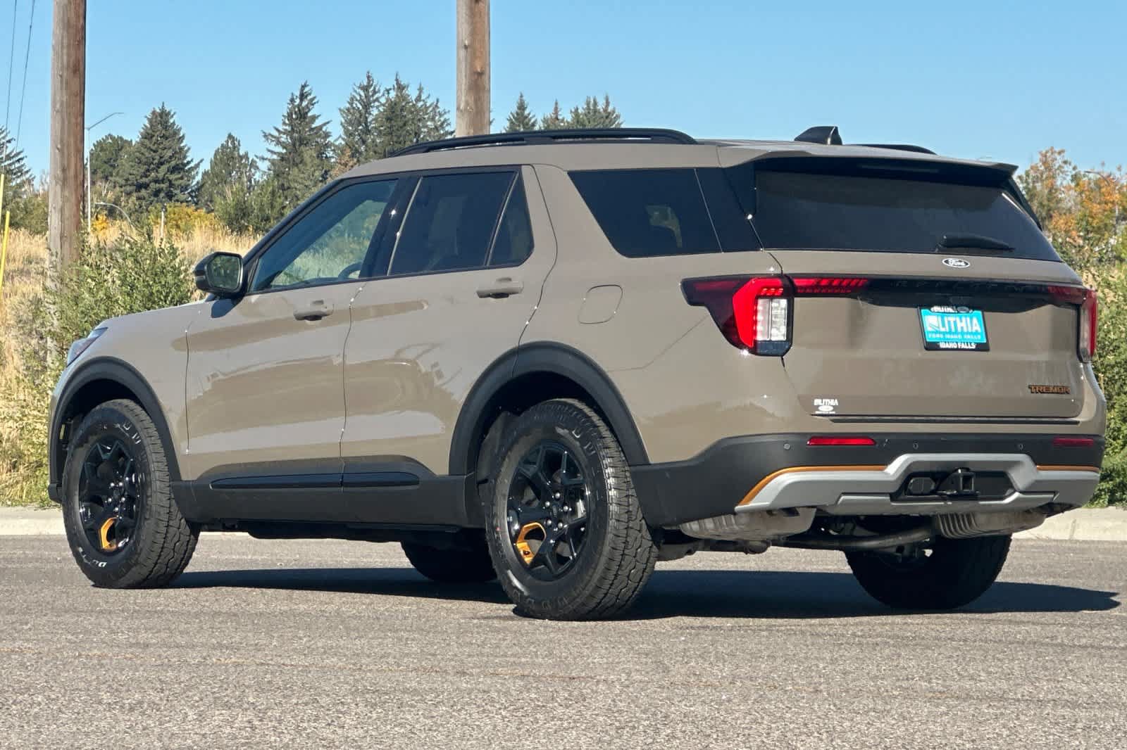 New 2027 Ford Explorer Tremor w/ Tremor Convenience Package AWD/4WD image 6