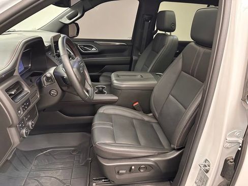 Used 2024 Chevrolet Tahoe RST w/ Luxury Package image 17