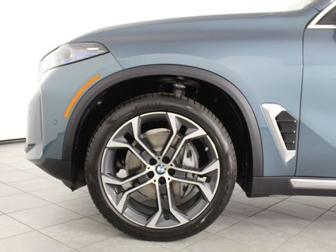 New 2026 BMW X5 xDrive40i w/ Premium Package image 11