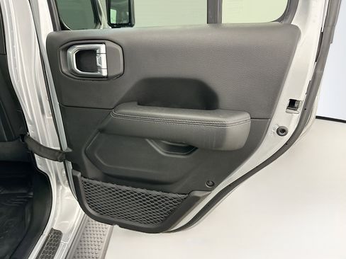 Used 2023 Jeep Wrangler Sahara w/ Cold Weather Group image 31