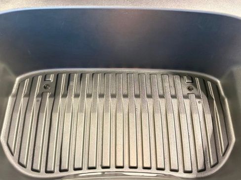 Used 2025 Tesla Model 3 Long Range image 41