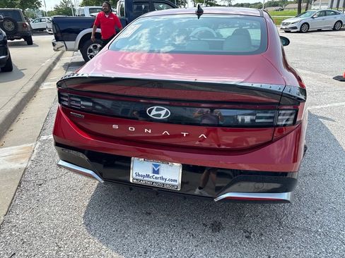 Used 2025 Hyundai Sonata SEL FWD image 25