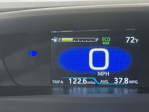 Used 2021 Toyota Prius Prime XLE image 19