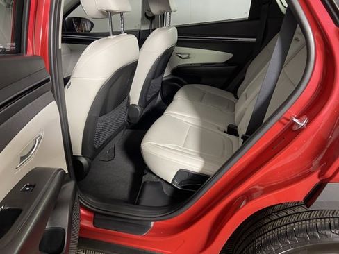 Used 2023 Hyundai Tucson SEL w/ Convenience Package image 16