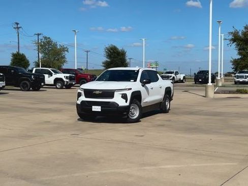 New 2025 Chevrolet Silverado EV W/T image 5