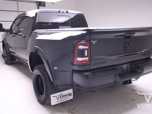 Used 2024 RAM 3500 Limited image 3