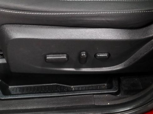 Certified 2018 Ford Escape SE image 23