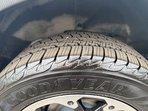 Used 2023 Subaru Crosstrek 2.0i image 28