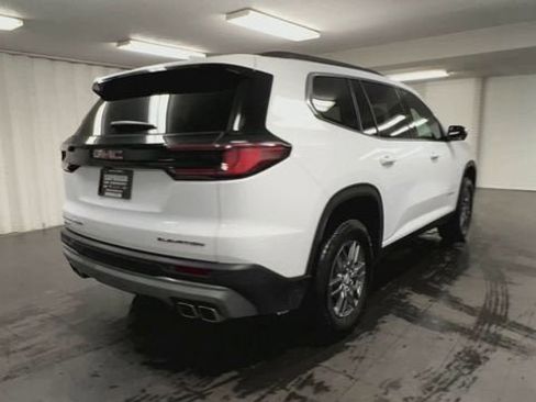 Certified 2025 GMC Acadia Elevation image 8