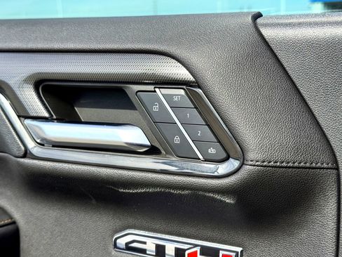 Used 2023 GMC Sierra 1500 AT4 w/ Technology Package image 18