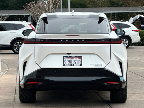 Used 2023 Lexus RZ 450e Premium image 5