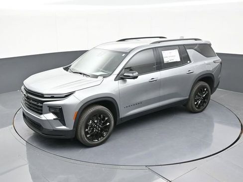 New 2026 Chevrolet Traverse LT w/ Midnight/Sport Edition FWD image 64