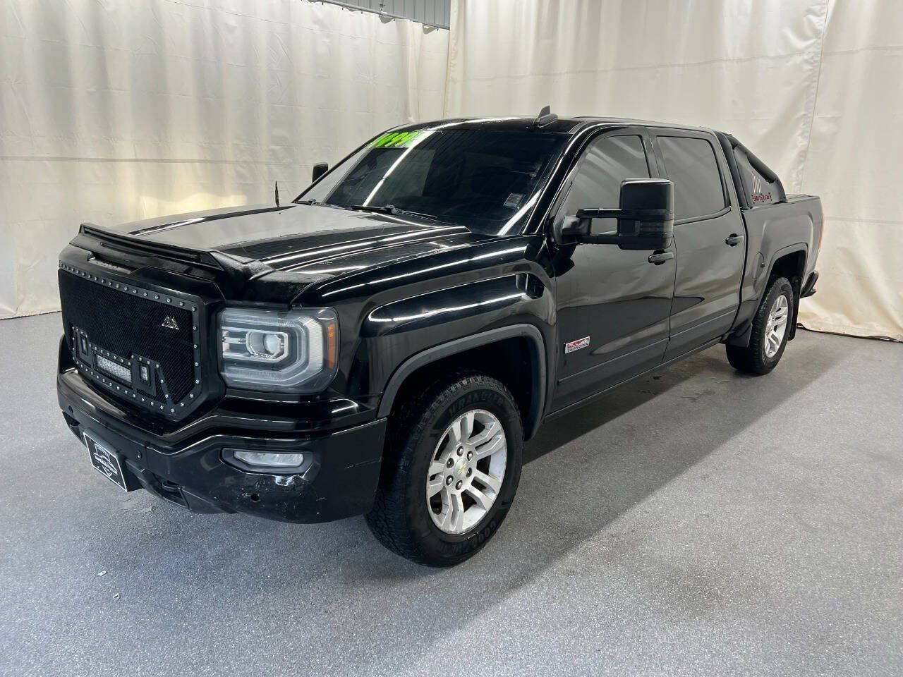 Used 2017 GMC Sierra 1500 SLT w/ All Terrain X Package AWD/4WD image 1