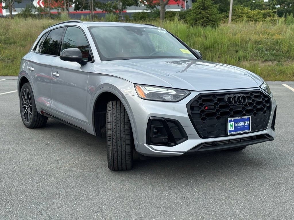 Used 2023 Audi SQ5 Premium Plus w/ Premium Plus Package AWD/4WD image 8